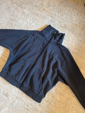 lululemon athletica Full-Zip Cropped Jacket